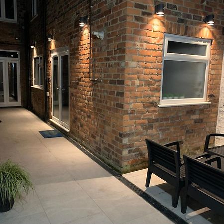 The Milton Sleeps 8 Close To York City Centre Pet Friendly Exterior photo