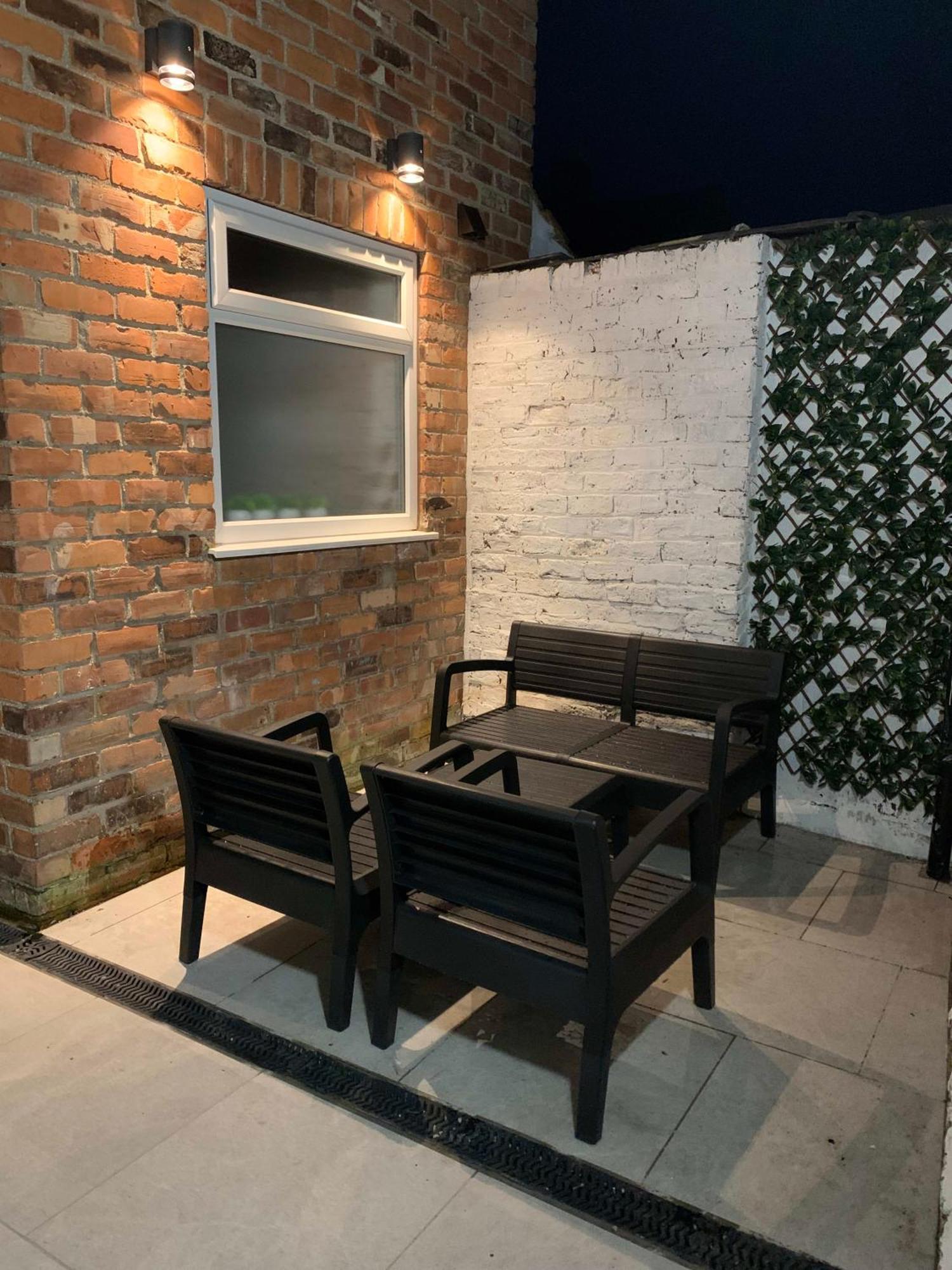 The Milton Sleeps 8 Close To York City Centre Pet Friendly Exterior photo