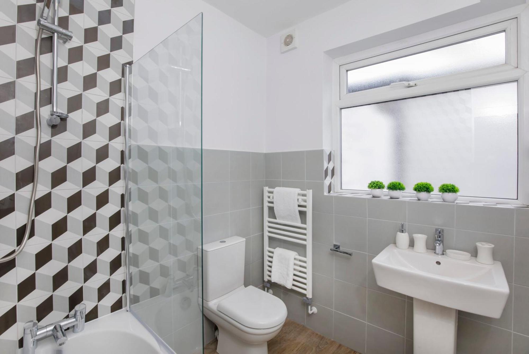 The Milton Sleeps 8 Close To York City Centre Pet Friendly Exterior photo